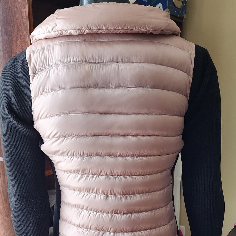 Calvin Klein Down Jacket - image 4